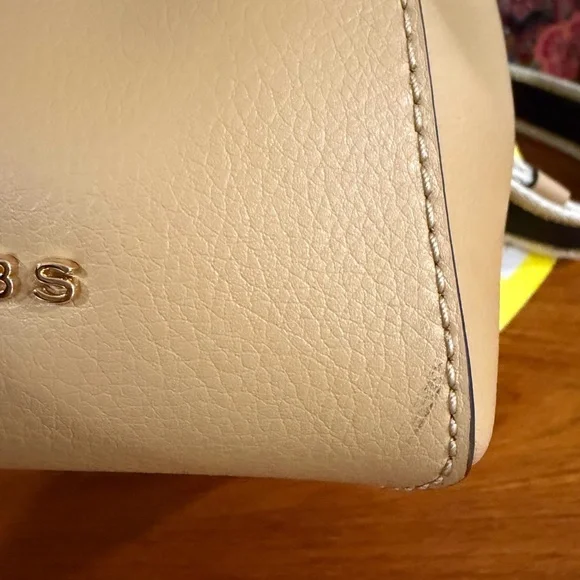 Marc Jacobs The Bucket Bag Small Tan Leather Crossbody Bag NWT $450 - Picture 6 of 12